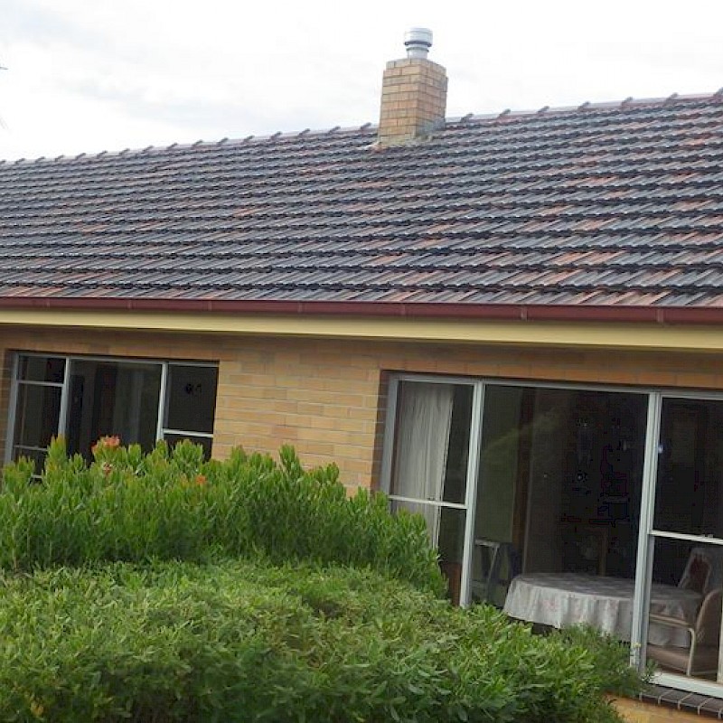 Foreshore Painting and Pressure Water Cleaning